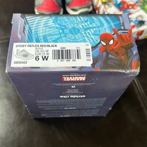 Stride Rite Spidey Reflects Toddler Size 6W  New In Box.